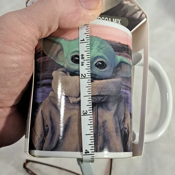 The Mandalorian Mug with Hot Chocolate - Picture 5 of 7